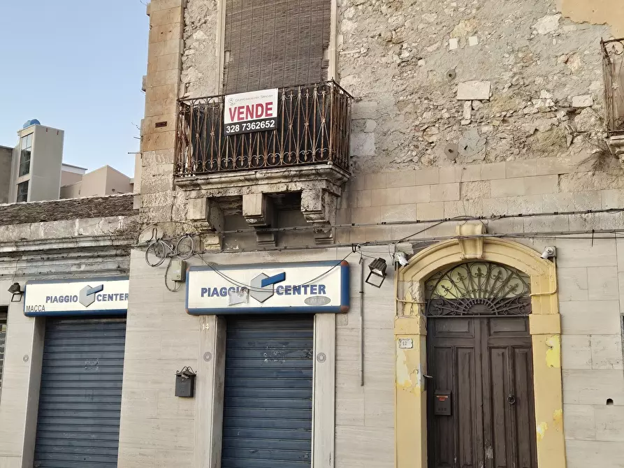 Immagine 1 di Trilocale in vendita  a Siracusa