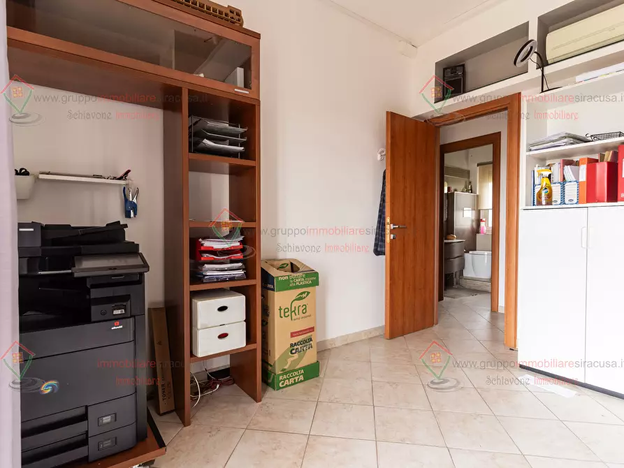 Immagine 15 di Trilocale in vendita  a Siracusa