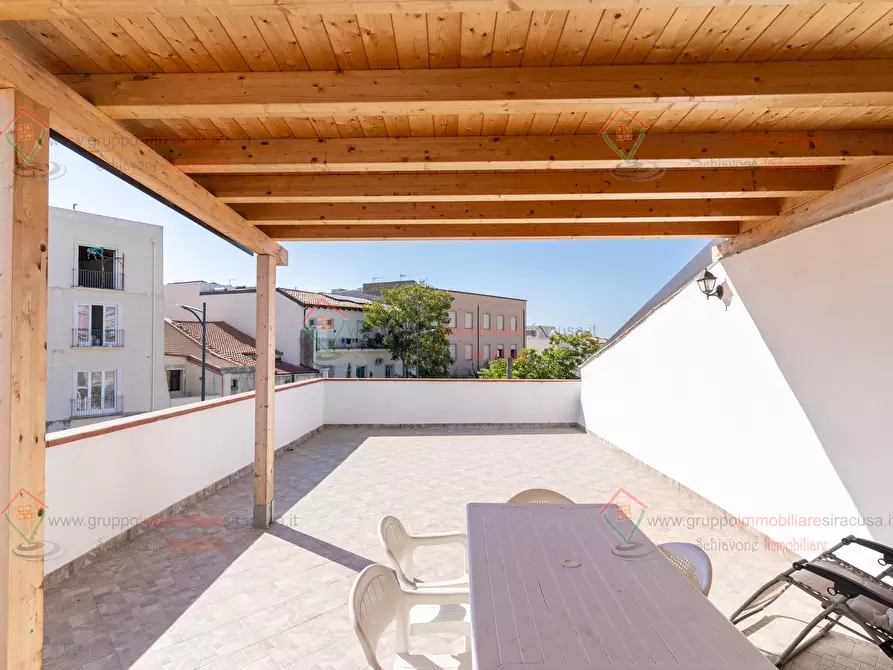 Immagine 26 di Quadrilocale in vendita  a Siracusa
