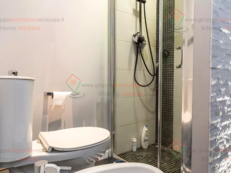 Immagine 13 di Bilocale in vendita  a Siracusa