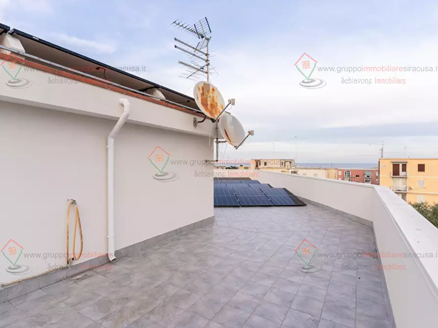 Immagine 29 di Trilocale in vendita  a Siracusa