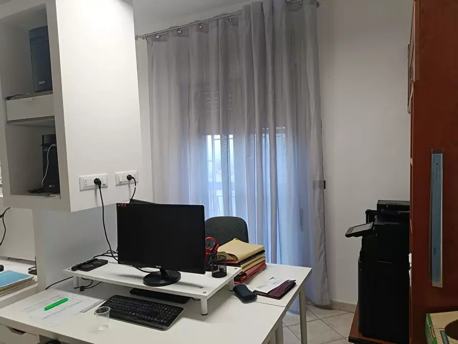 Immagine 5 di Trilocale in affitto  a Siracusa