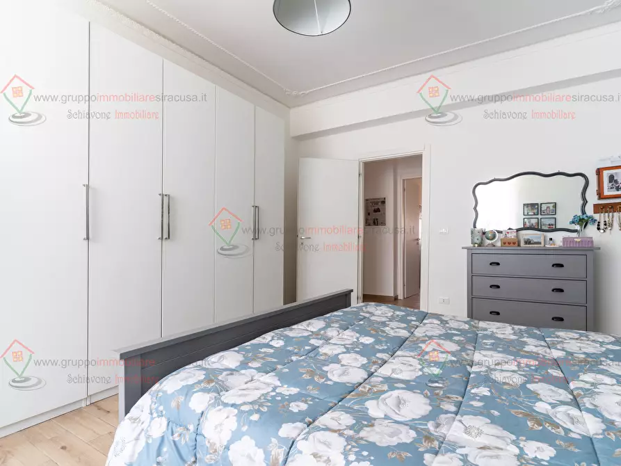 Immagine 14 di Trilocale in vendita  a Siracusa