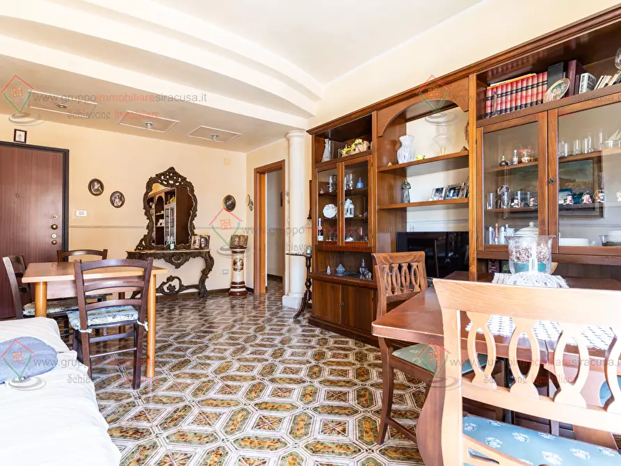 Immagine 6 di Pentalocale in vendita  a Siracusa