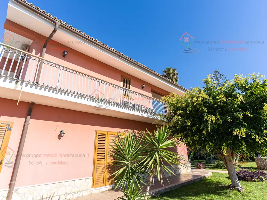 Immagine 77 di Casa indipendente in vendita  a Siracusa