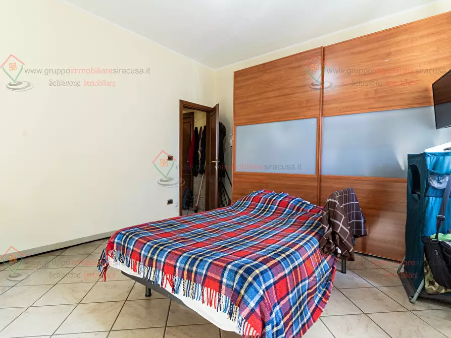 Immagine 12 di Quadrilocale in vendita  a Siracusa