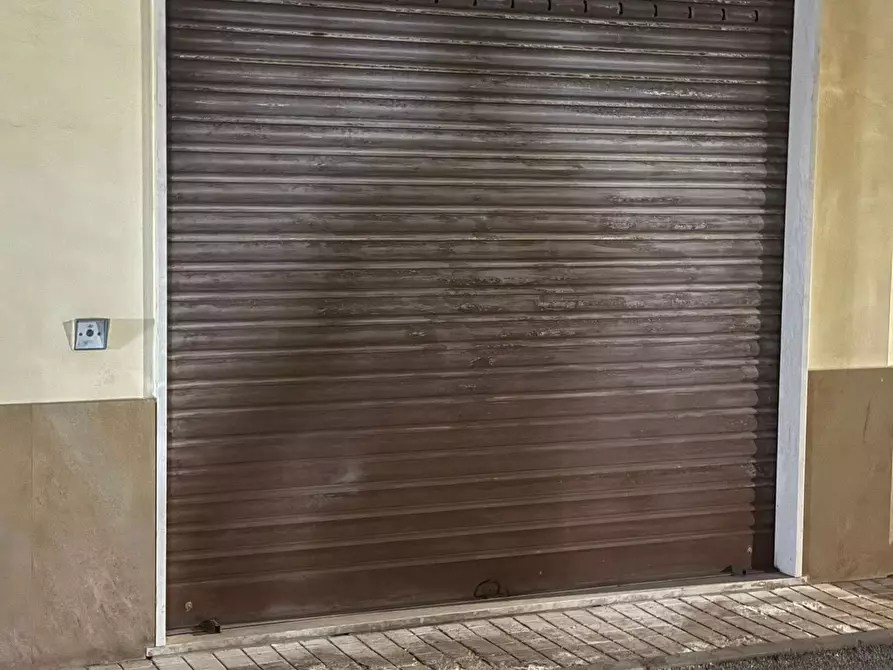 Immagine 2 di Garage in affitto  a Siracusa