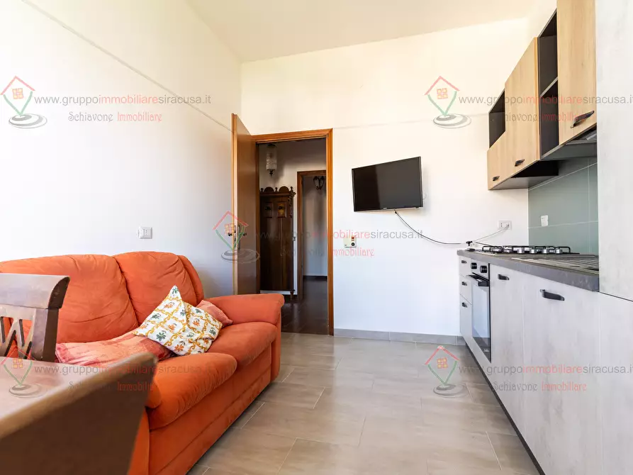 Immagine 9 di Pentalocale in affitto  a Siracusa