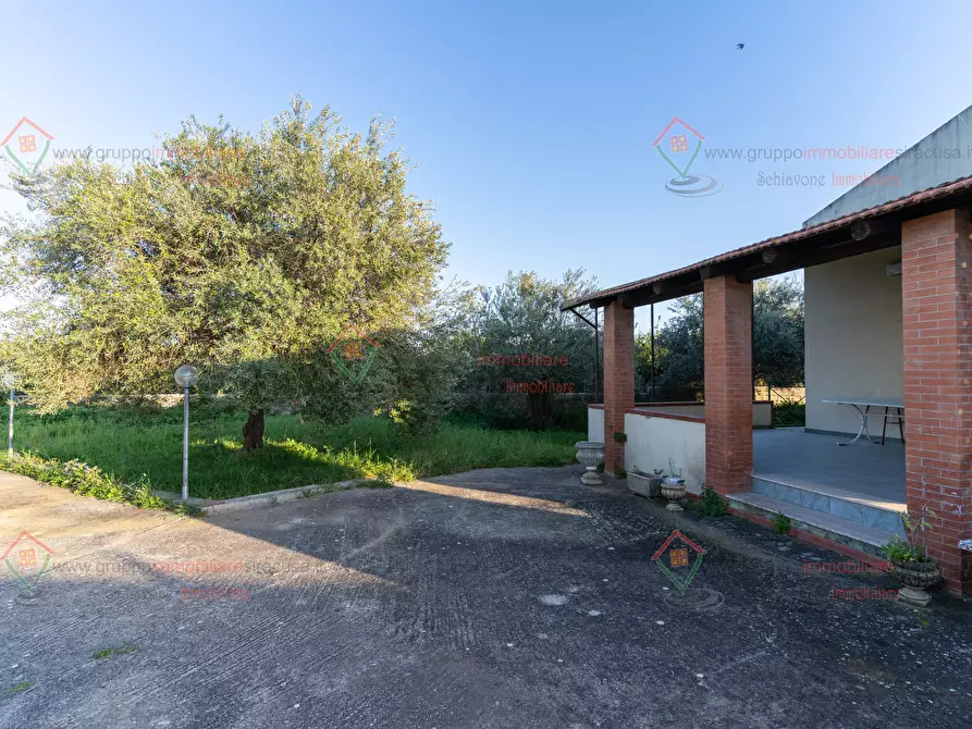Immagine 20 di Villa in vendita  a Siracusa