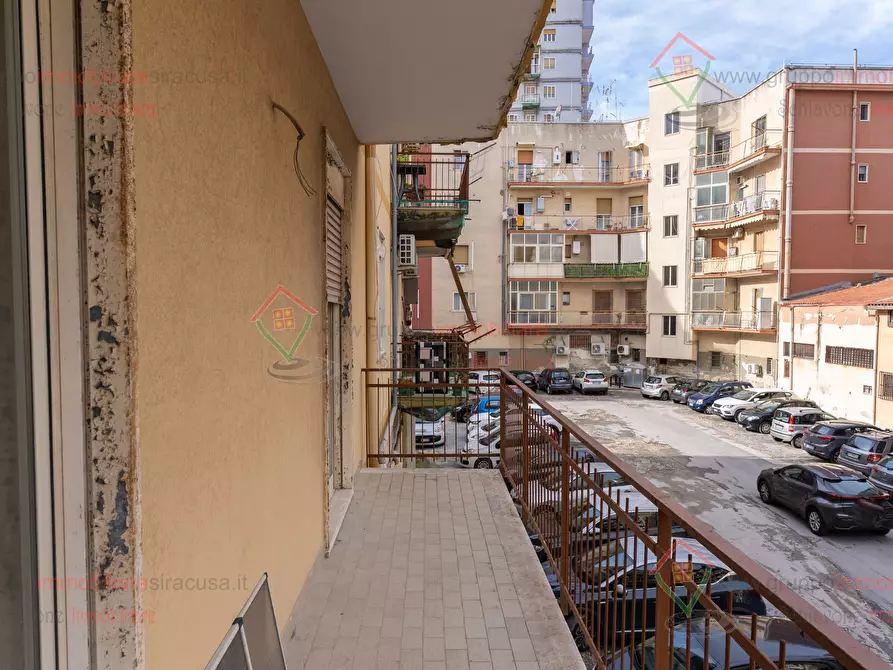 Immagine 25 di Pentalocale in vendita  a Siracusa