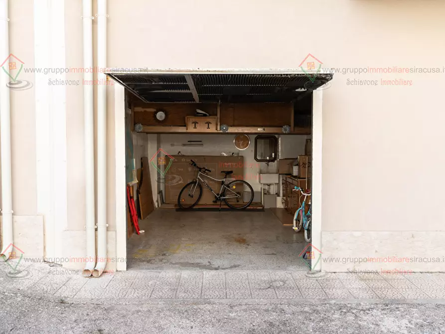 Immagine 5 di Pentalocale in vendita  a Siracusa