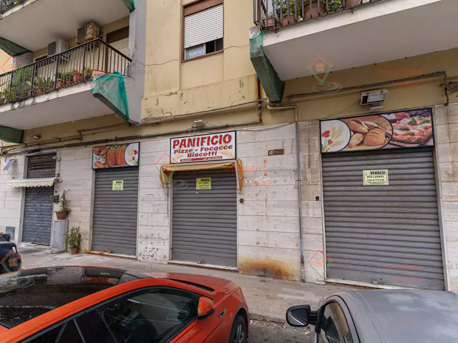 Immagine 12 di Locale commerciale in vendita  a Siracusa