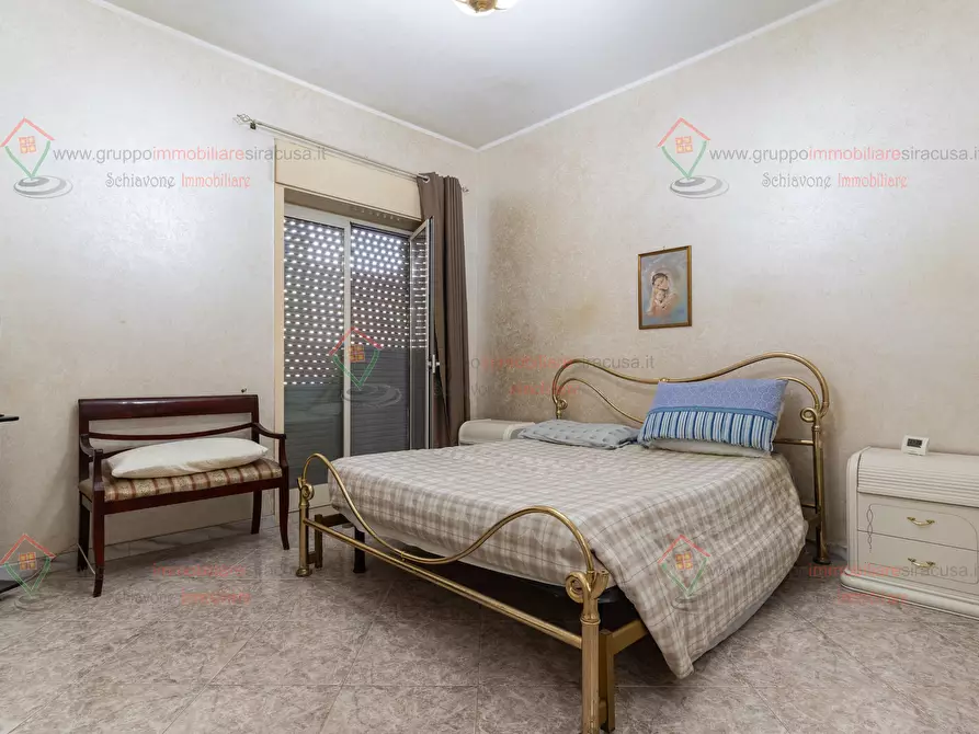 Immagine 12 di Pentalocale in vendita  a Siracusa