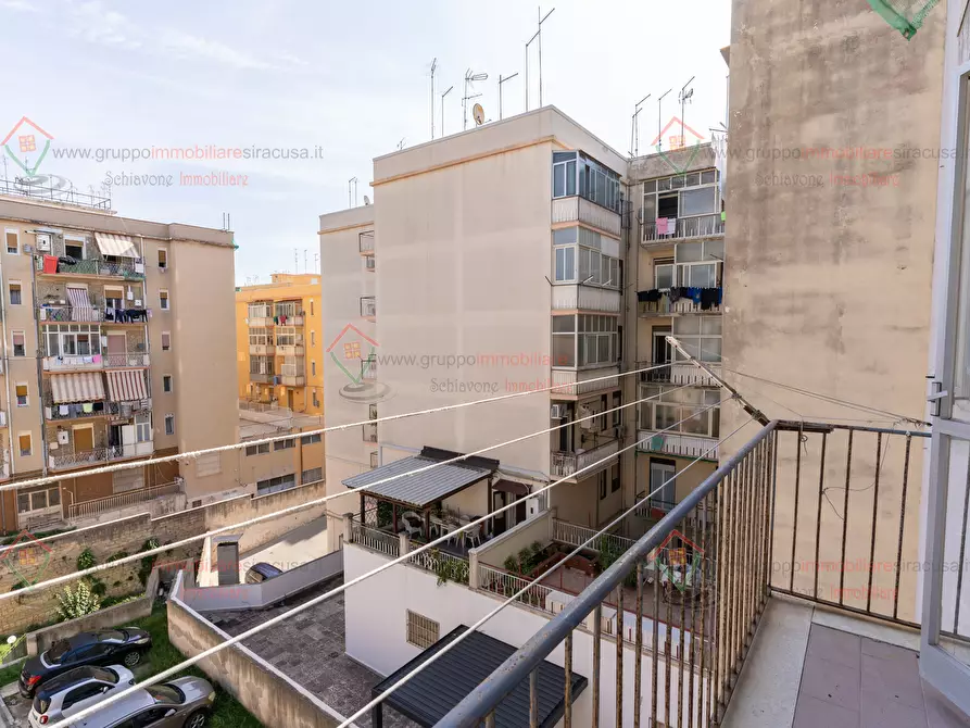 Immagine 25 di Pentalocale in vendita  a Siracusa