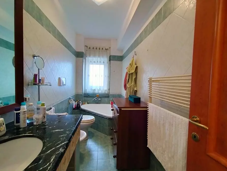 Immagine 10 di Quadrilocale in vendita  a Siracusa