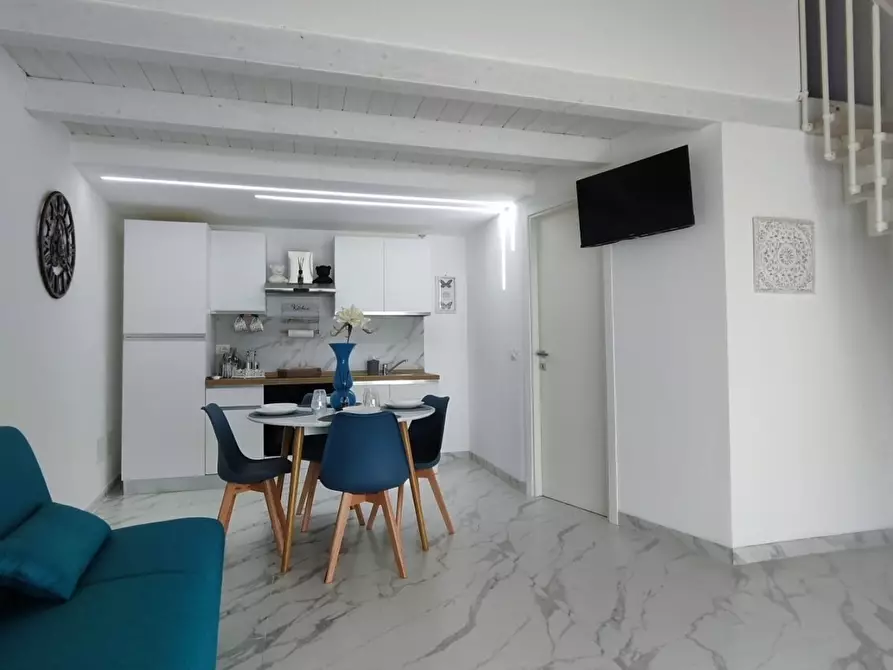 Immagine 6 di Casa indipendente in vendita  a Siracusa