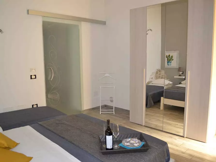 Immagine 12 di Bilocale in affitto  a Siracusa