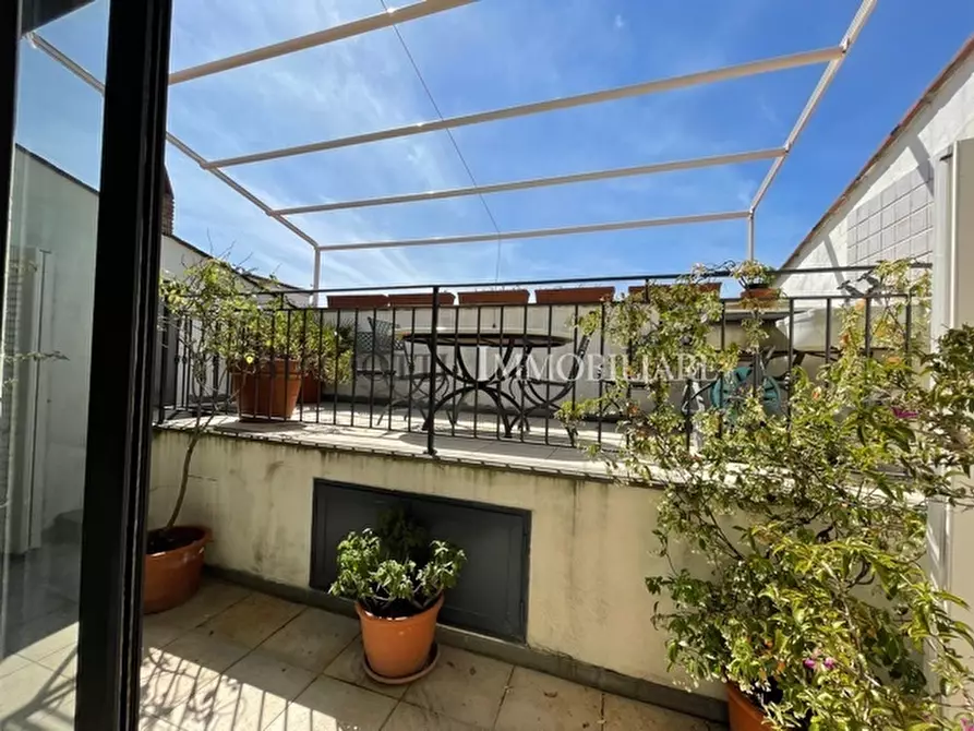 Immagine 17 di Attico in vendita  a Livorno