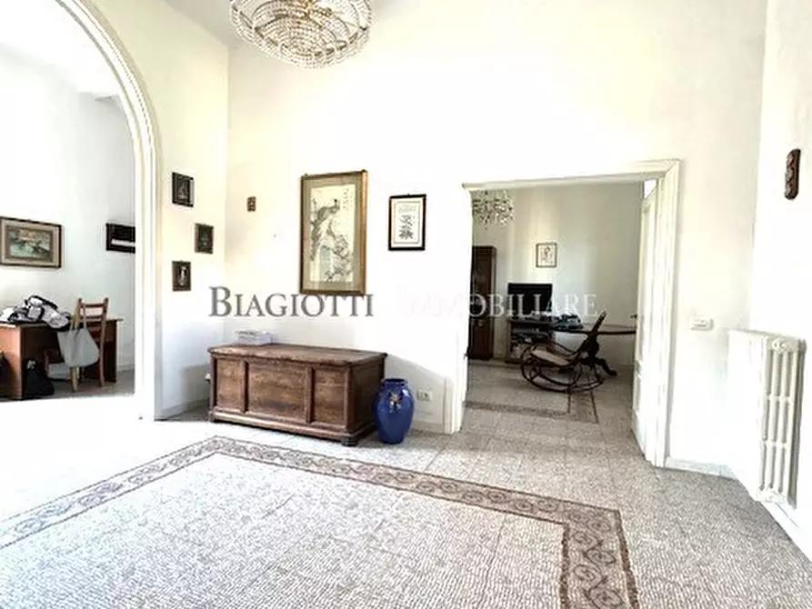 Immagine 13 di Casa semindipendente in vendita  a Livorno