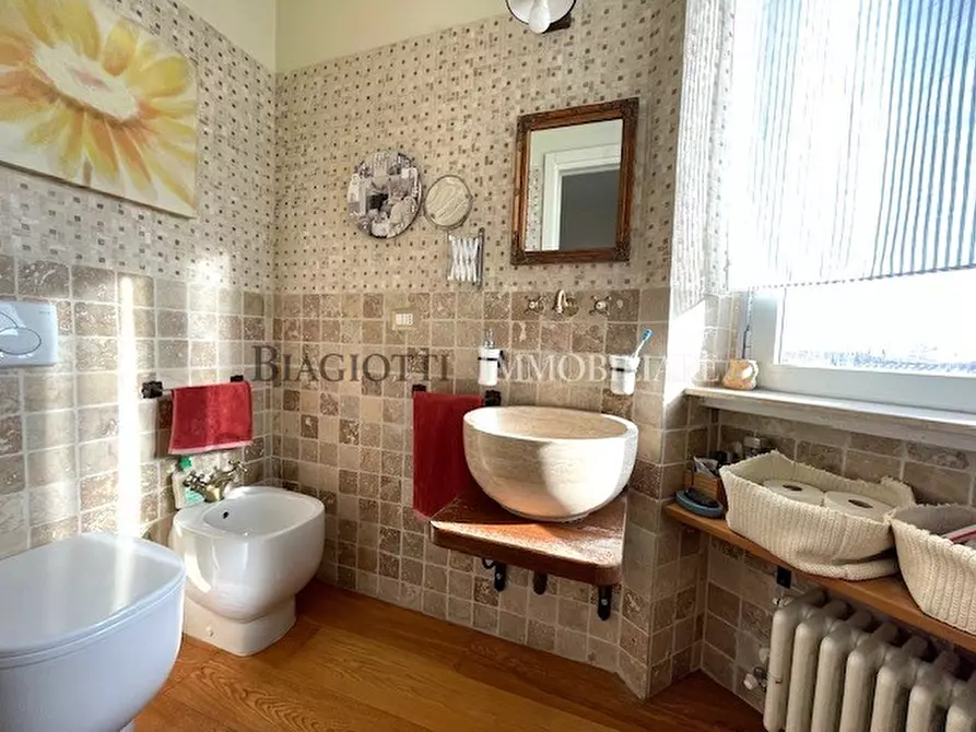 Immagine 21 di Attico in vendita  a Livorno