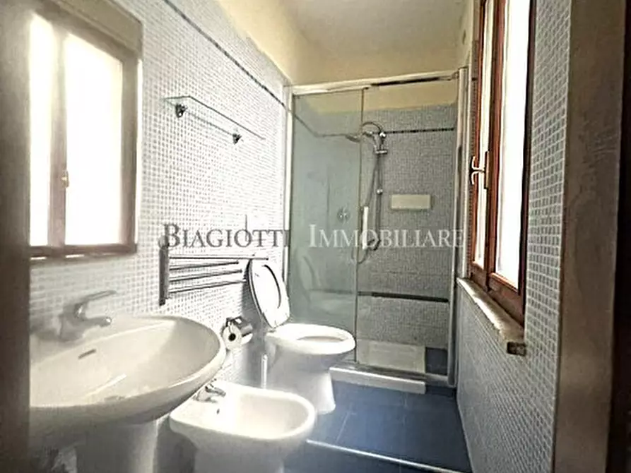 Immagine 10 di Monolocale in vendita  a Livorno