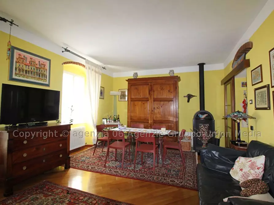 Immagine 3 di Appartamento in vendita  a La Spezia