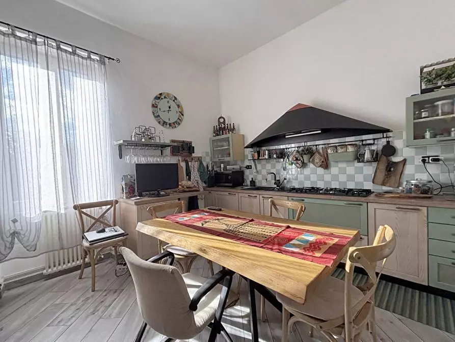 Immagine 10 di Casa bifamiliare in vendita  in Via Nave 4 a Sarzana