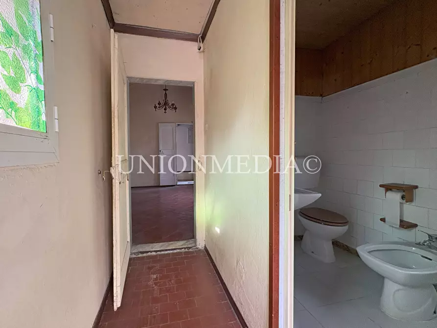 Immagine 28 di Casa semindipendente in vendita  in Viale Vittorio Alfieri 26 a Sarzana