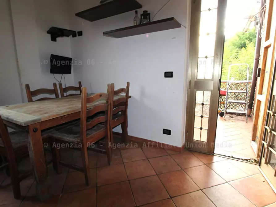 Immagine 14 di Appartamento in vendita  a Vezzano Ligure