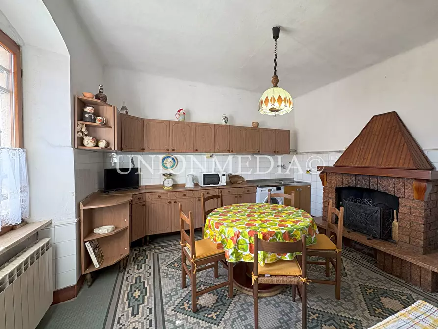 Immagine 15 di Porzione di casa in vendita  in Via Umberto Biancamano 88 a La Spezia