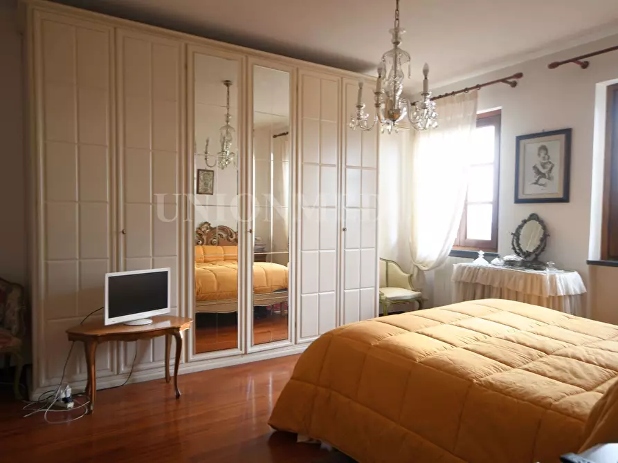 Immagine 22 di Villa in vendita  in Via caniparola a Fosdinovo