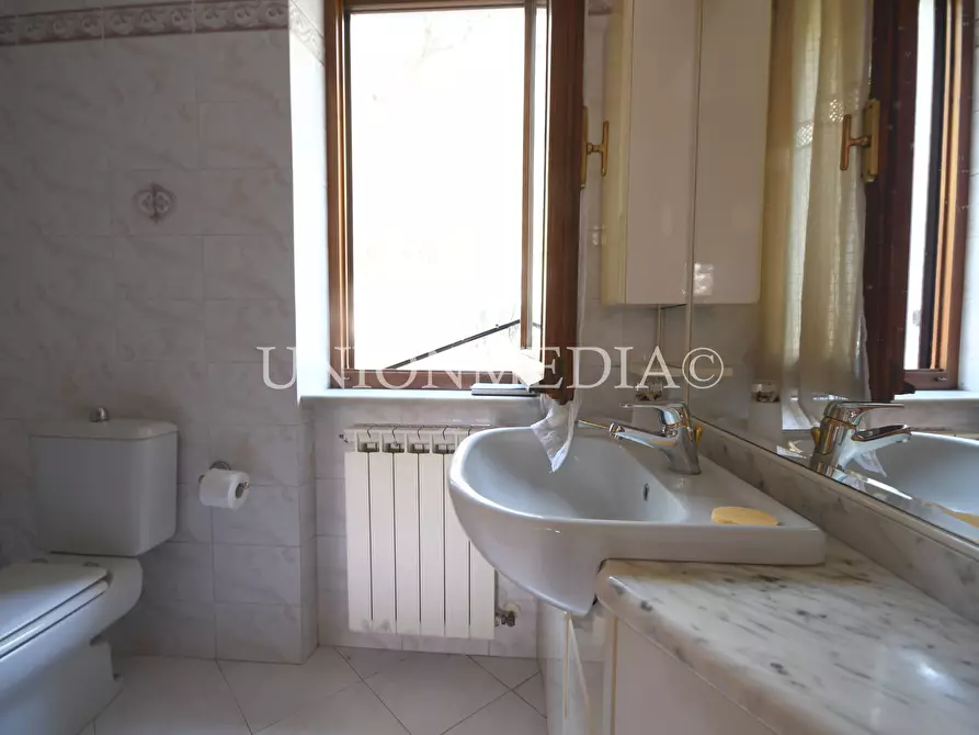 Immagine 17 di Casa indipendente in vendita  in Via dei molini a Sarzana