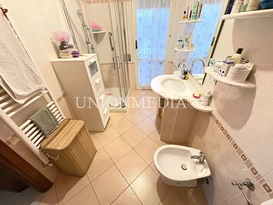 Immagine 13 di Appartamento in vendita  in Via Piero Gobetti a Ortonovo