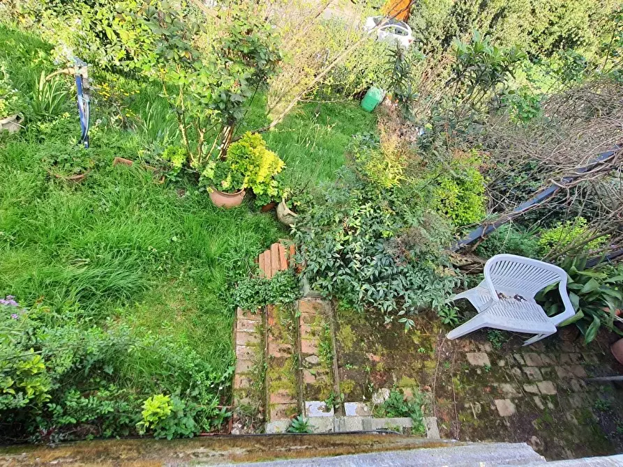 Immagine 5 di Casa bifamiliare in vendita  in Via SARZANELLO a Sarzana