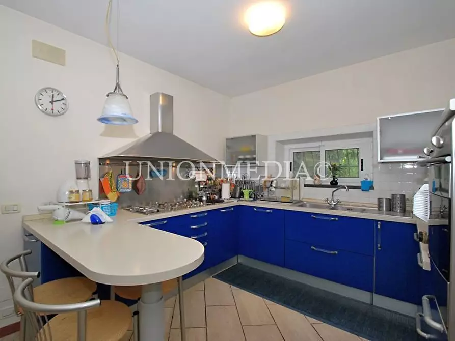 Immagine 29 di Villa in vendita  in Via cappuccini a Sarzana