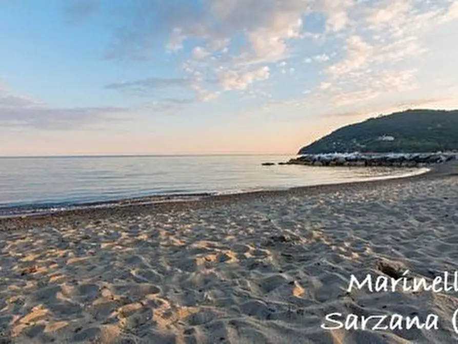 Immagine 31 di Rustico / casale in vendita  in Via del corso a Sarzana