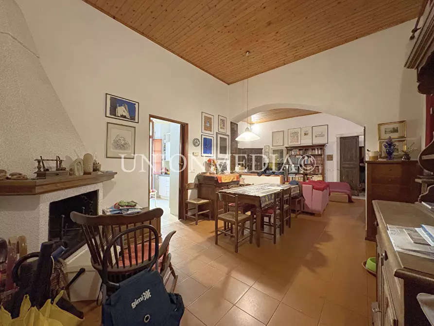 Immagine 8 di Appartamento in vendita  in PIAZZA MATTEOTTI a Sarzana