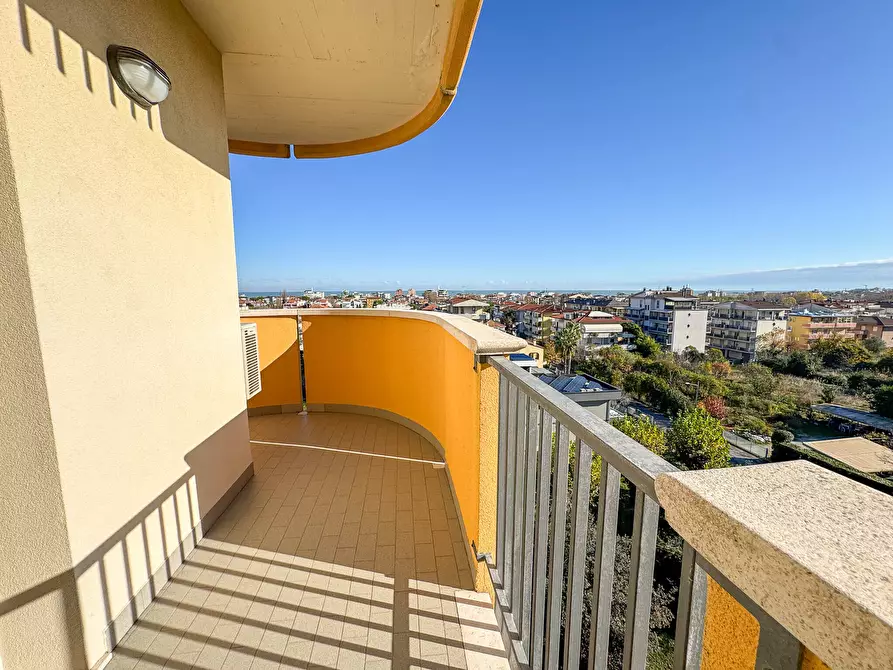 Immagine 1 di Trilocale in vendita  in Via Salvemini 28 a Rimini