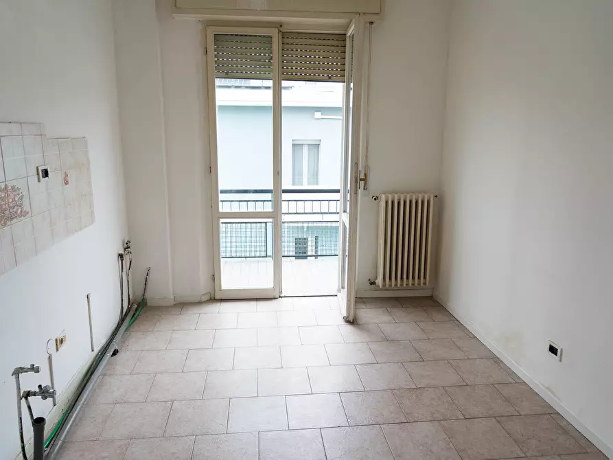 Immagine 7 di Quadrilocale in vendita  in via santerno a Rimini