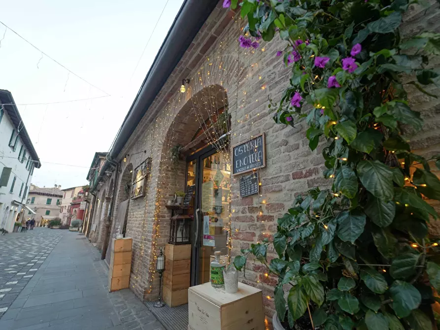 Immagine 3 di Bar / Ristorante in vendita  in Via Cesare Battisti 23 a Santarcangelo Di Romagna