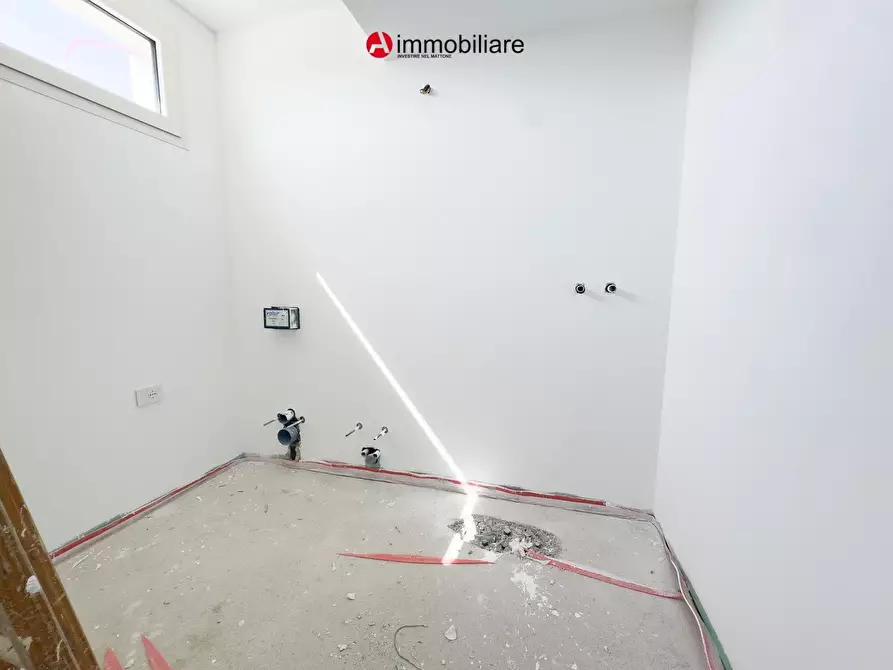 Immagine 18 di Villetta a schiera in vendita  a Rimini