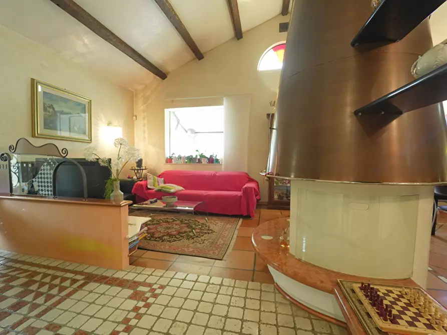Immagine 4 di Villa in vendita  in Via Laerte Rolfini a Rimini