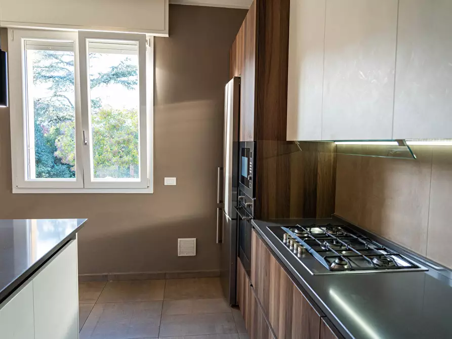 Immagine 6 di Quadrilocale in vendita  in Viale San Gottardo a Rimini