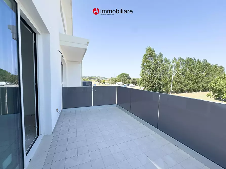 Immagine 5 di Villetta a schiera in vendita  a Rimini
