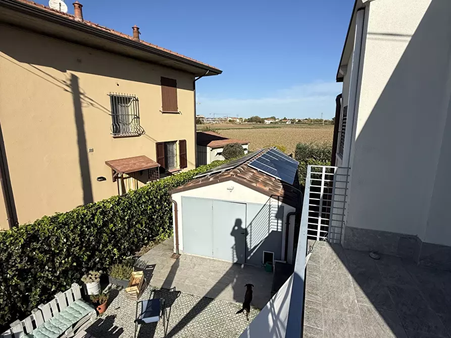 Immagine 82 di Villetta a schiera in vendita  in Via Vecchia Marecchia 199 a Santarcangelo Di Romagna