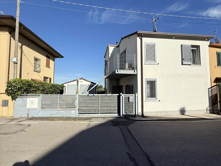 Immagine 3 di Villetta a schiera in vendita  in Via Vecchia Marecchia 199 a Santarcangelo Di Romagna