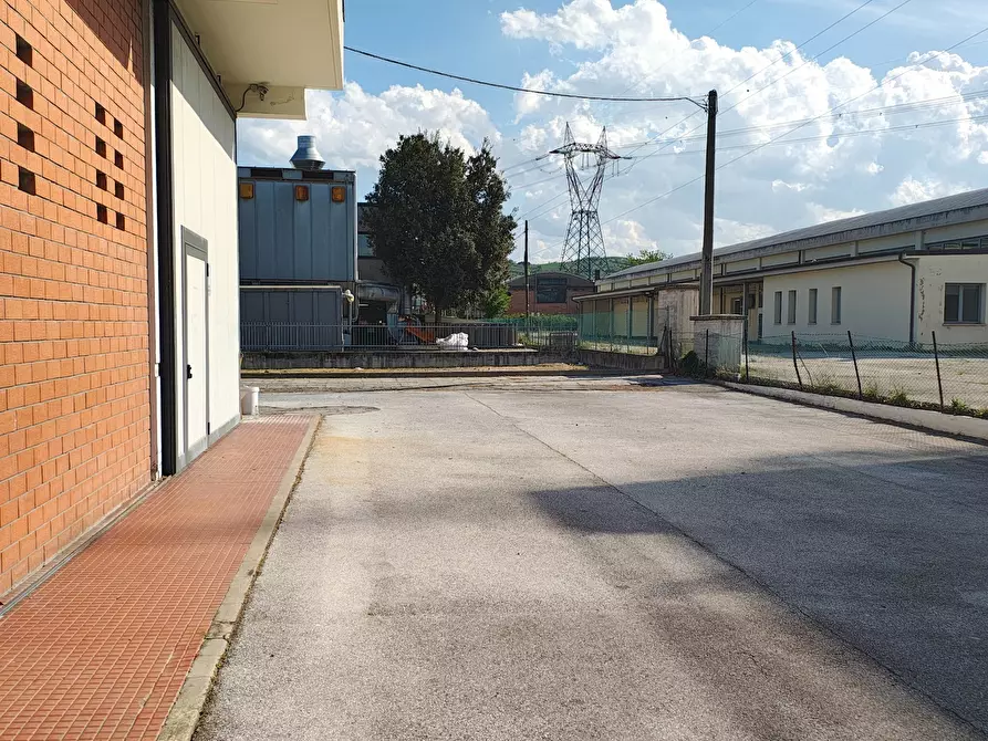 Immagine 33 di Laboratorio in vendita  in Via Ausa 179 a Coriano