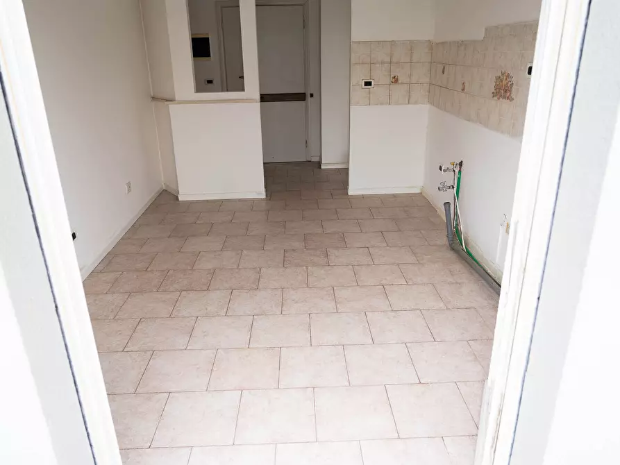 Immagine 9 di Quadrilocale in vendita  in via santerno a Rimini