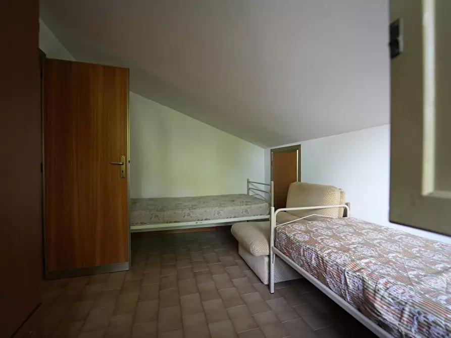 Immagine 8 di Quadrilocale in vendita  in Via C. Pisacane 38 a Cattolica