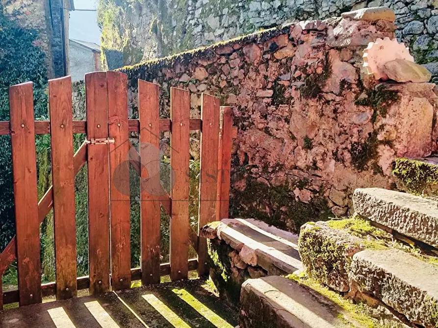 Immagine 7 di Rustico / casale in vendita  in Via Villaggio U.N.R.R.A. 8 a Fosdinovo